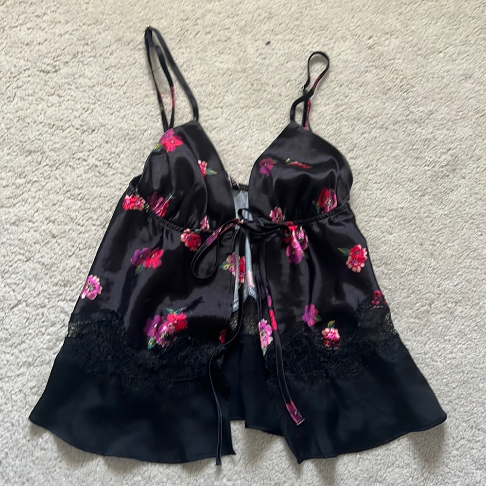 Victoria’s Secret intimate top